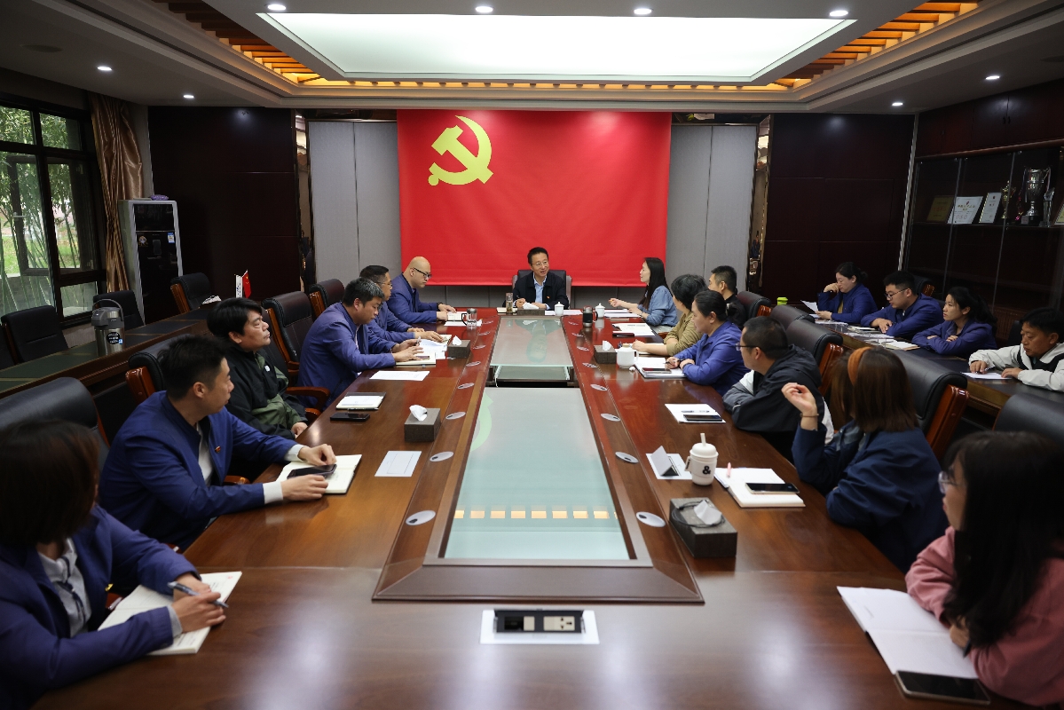 水投集团辅导班子成员别离赴所属企业调研并听取定见建议